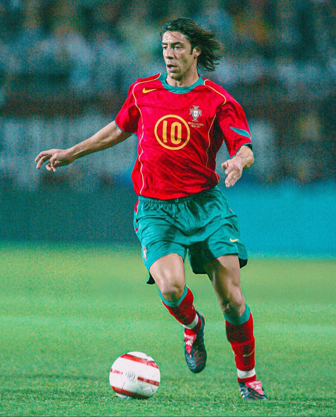 Manuel Rui Costa 🇵🇹 The elegant playmaker number 10.