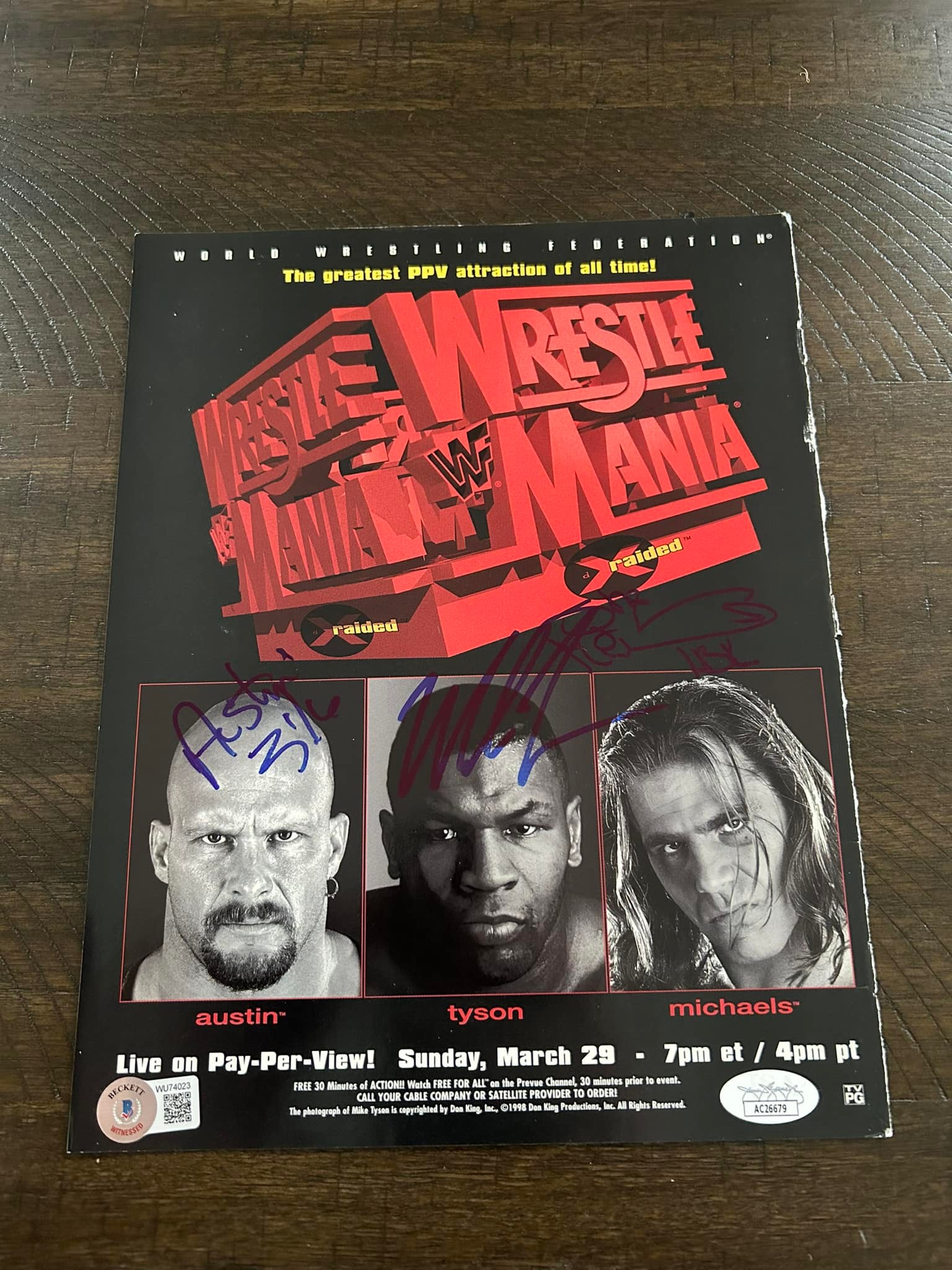 Do Shawn Michaels and Stone Cold Steve Austin do autograph