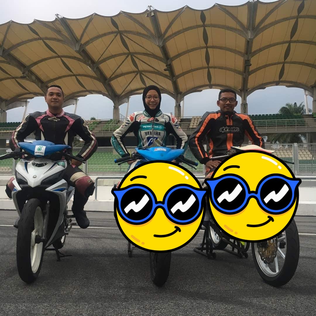 Lady Riders.Sg - Our mad respects for her for beating the...