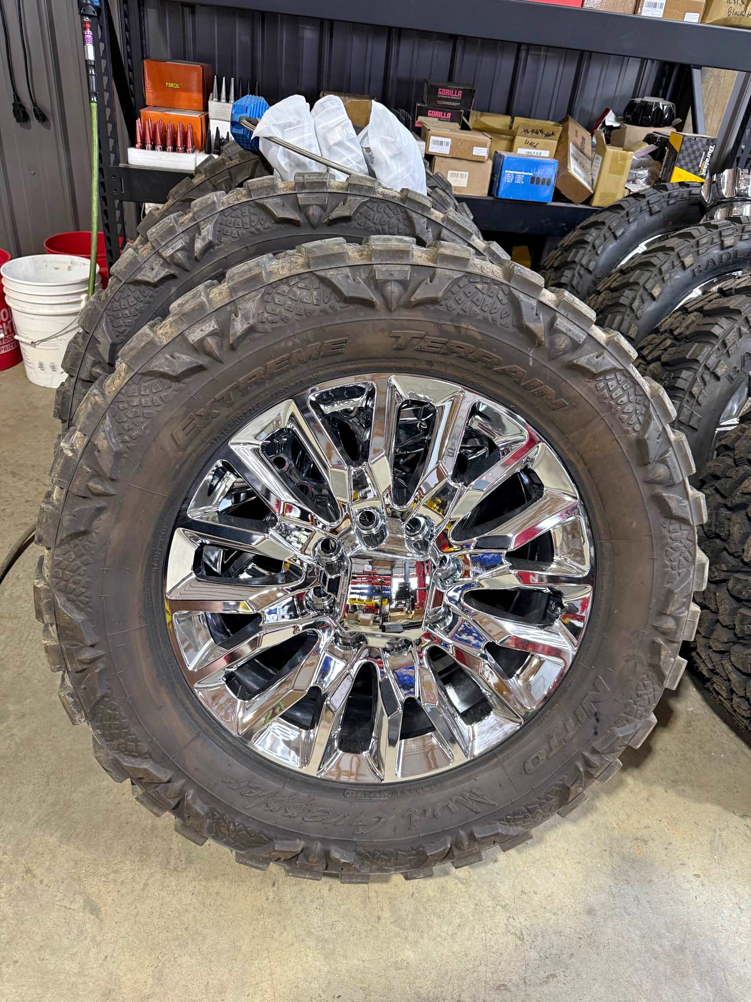 22” Chevy 2500 8x180 G22 Reps Chrome & 37” Nitto Mud Grappler Tires ...
