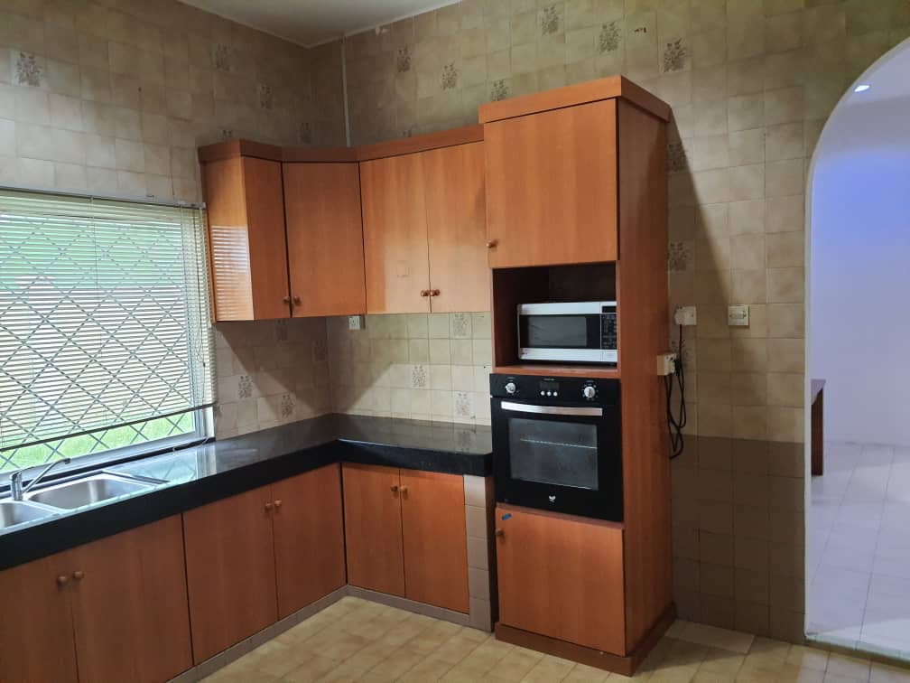 Labuan Rumah Sewa / Labuan House for Rent