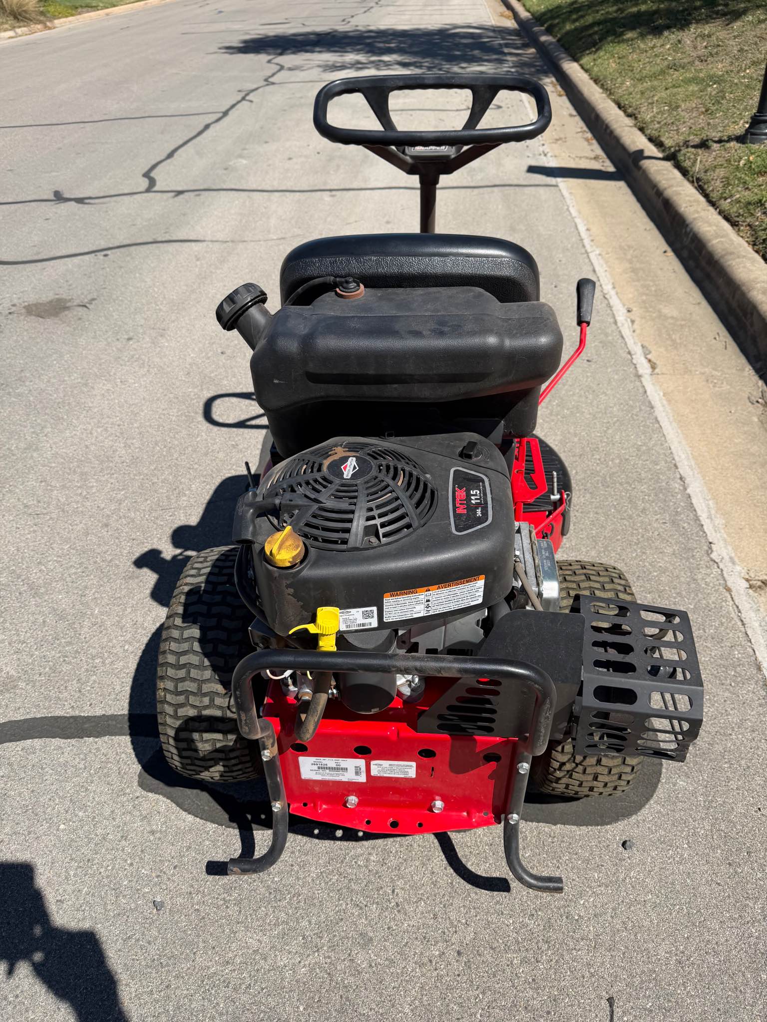 Snapper Rear Engine Riding Mower - Lawn Mowers - Brushy Creek ...