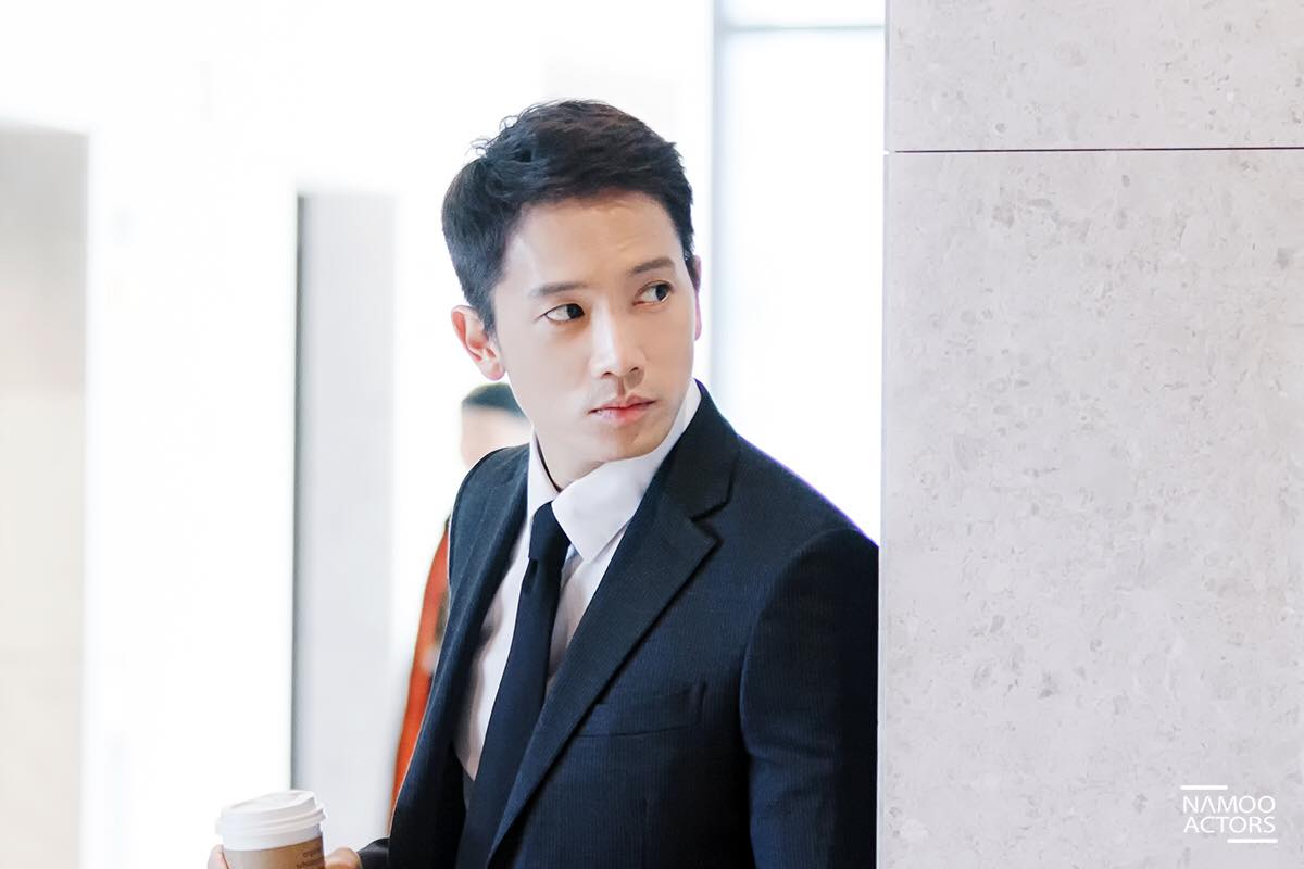 池晟 Ji Sung 臺灣首站 - Namooactors更新 拍攝花絮照-4(朴檢察官part) --... | Facebook