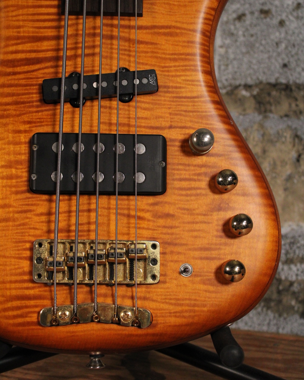 2004 Warwick Streamer LX Jazzman 5 🧡💛🧡 . #jazzman