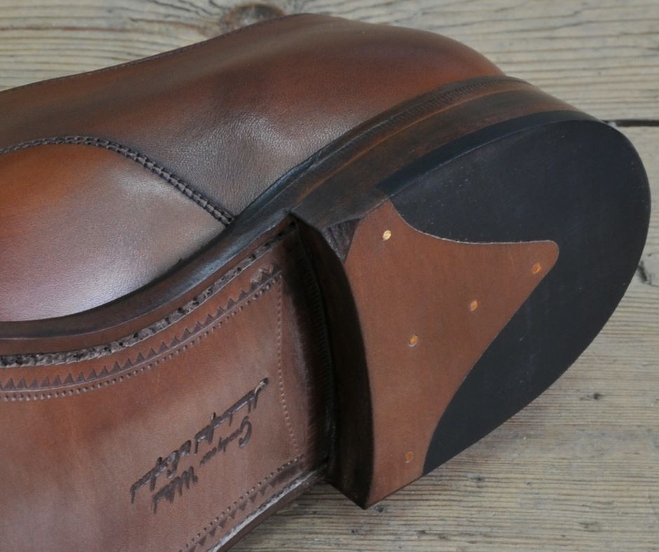 dress shoes cutting into heel Why is there a cut on the 