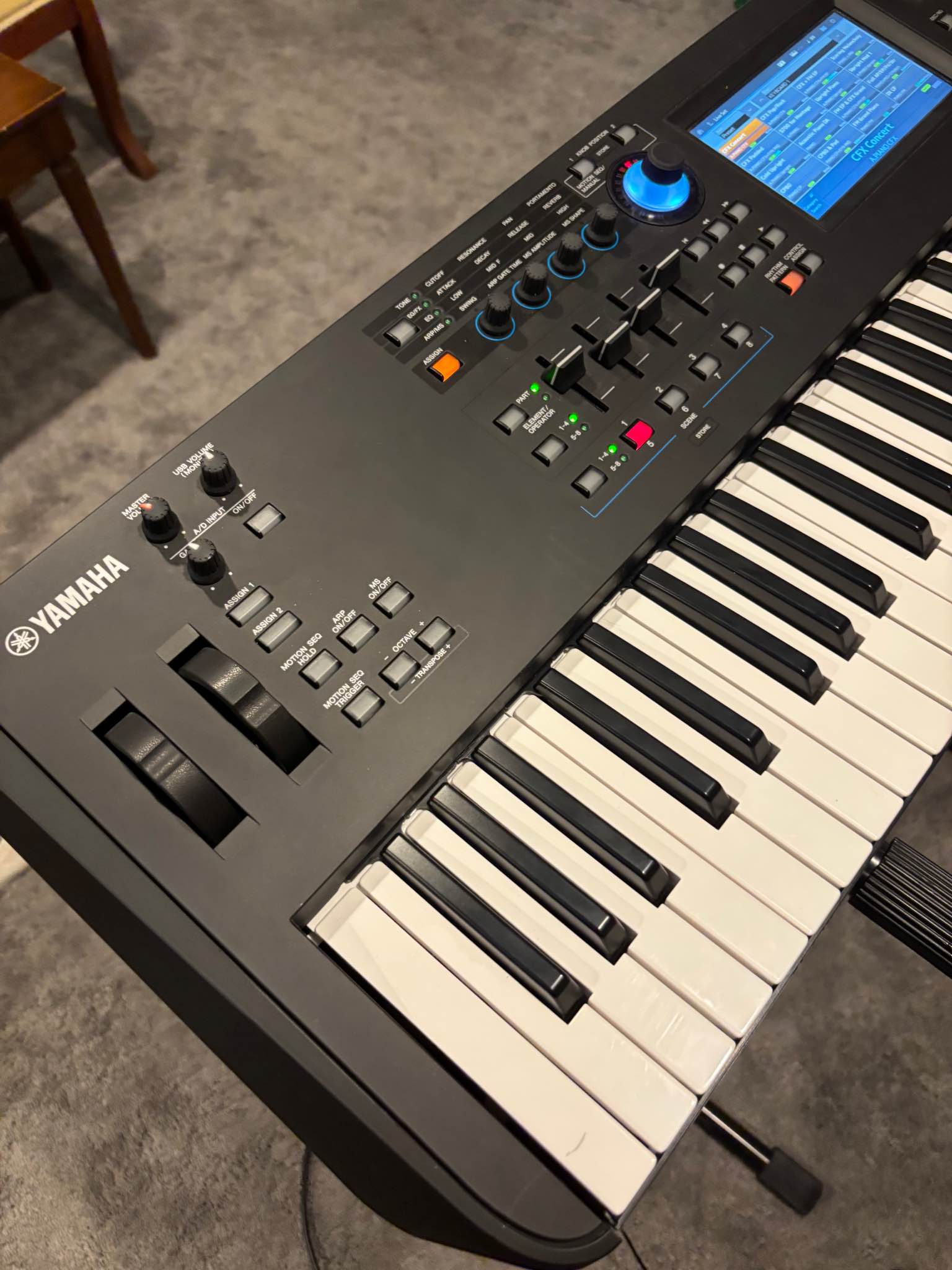 Yamaha MODX7+ Synthesizer Keyboard - 76 Key with Case - Electronic ...
