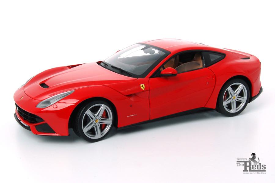 2012 - Ferrari F12berlinetta 6.3 litre V12 1:18 Hot Wheels Elite