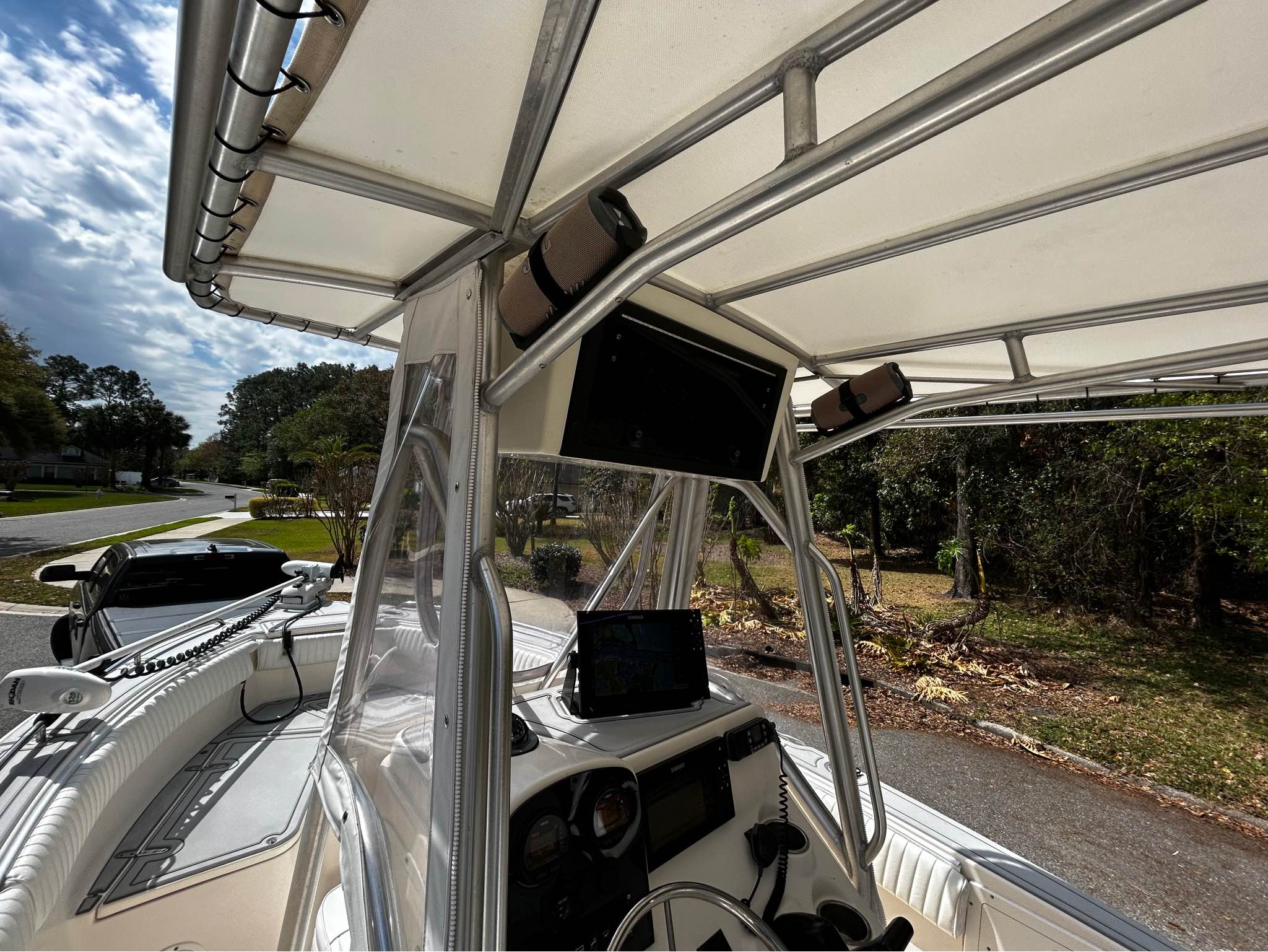 Sea Hunt 220 Center Console – LOADED, Fully Upgraded, Dual Simrad ...