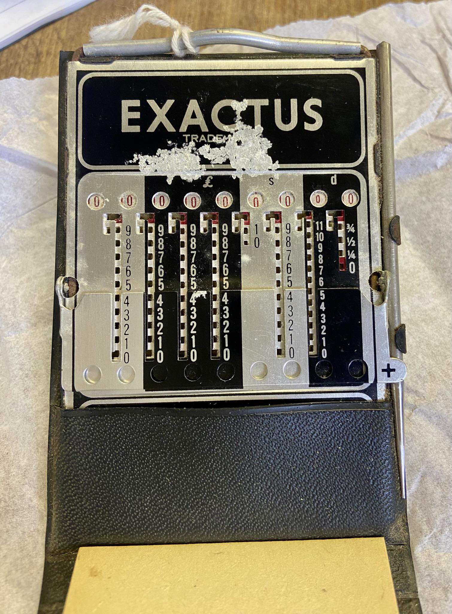 Working 80s vintage calculator with programmable message