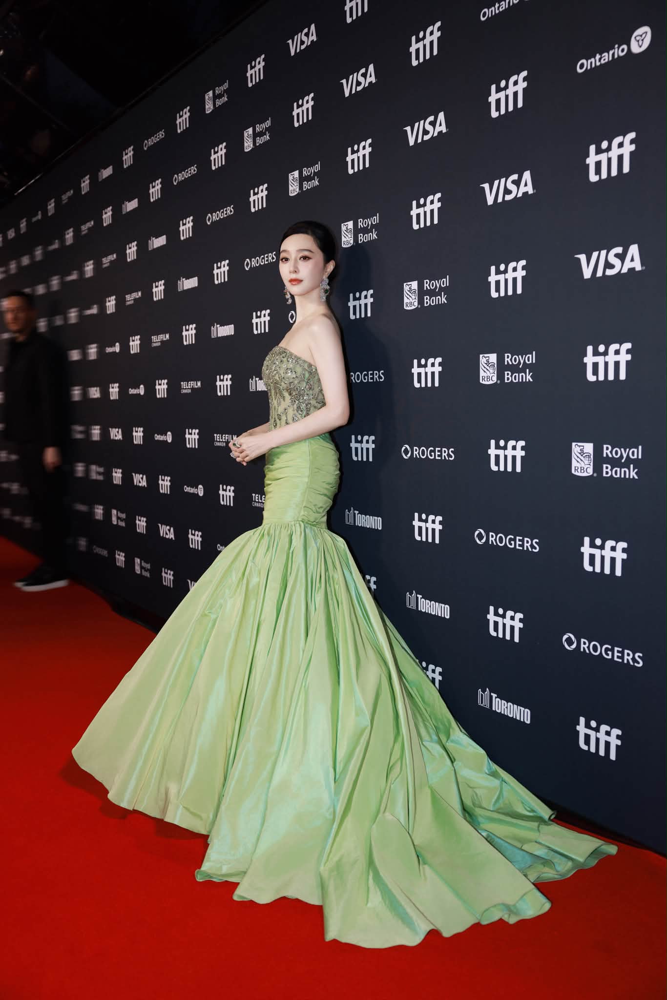 Fan Bingbing 范冰冰 (@bingbingfan0916) • Facebook