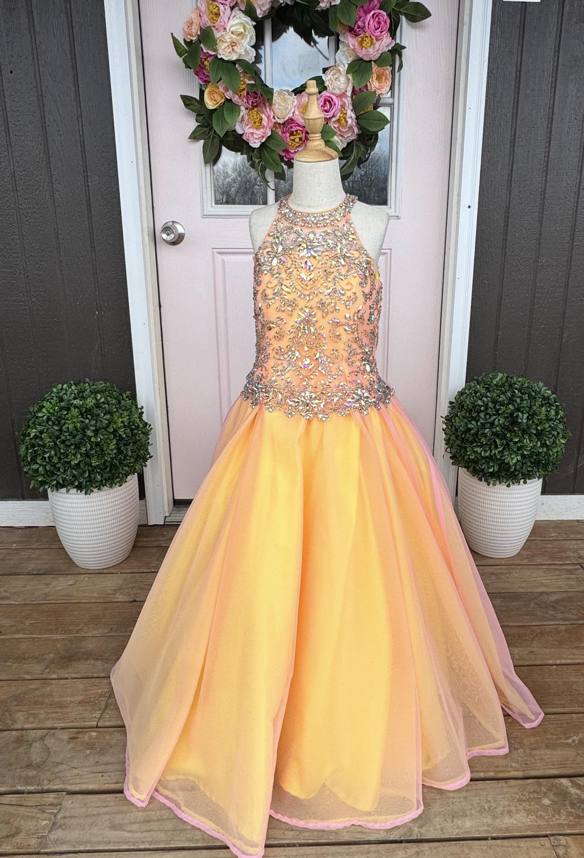 peach and gold dress combination 💛✨ FOR SALE ✨💛 This gorgeous custom pageant gown is looking for its next queen! 👑 ✨ Size 10 ✨ Custom pageant gown ✨ Heavy rhinestone detailing ✨ Beautiful yellow/peach color Category_All  Prom Dresses