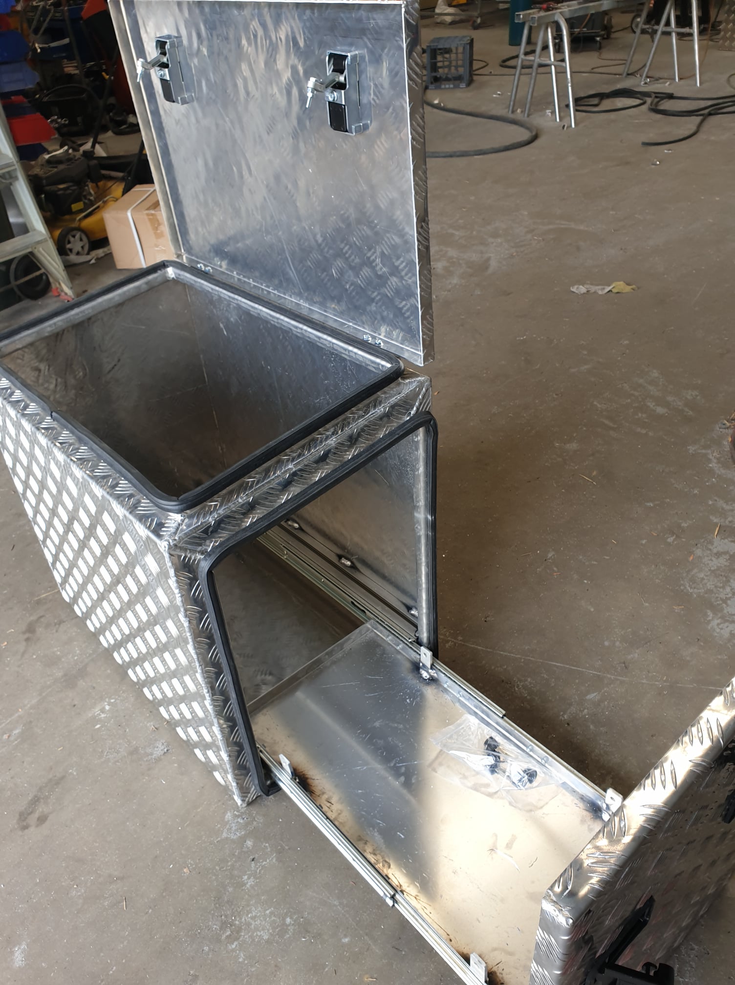 CARAVAN DRAW BAR GEN BOX - Tuff Engineering