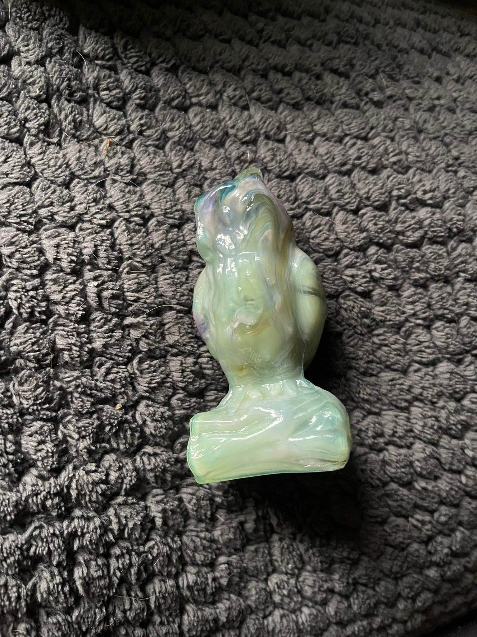 Identifying vintage Boyd uranium glass owl and small orange cup