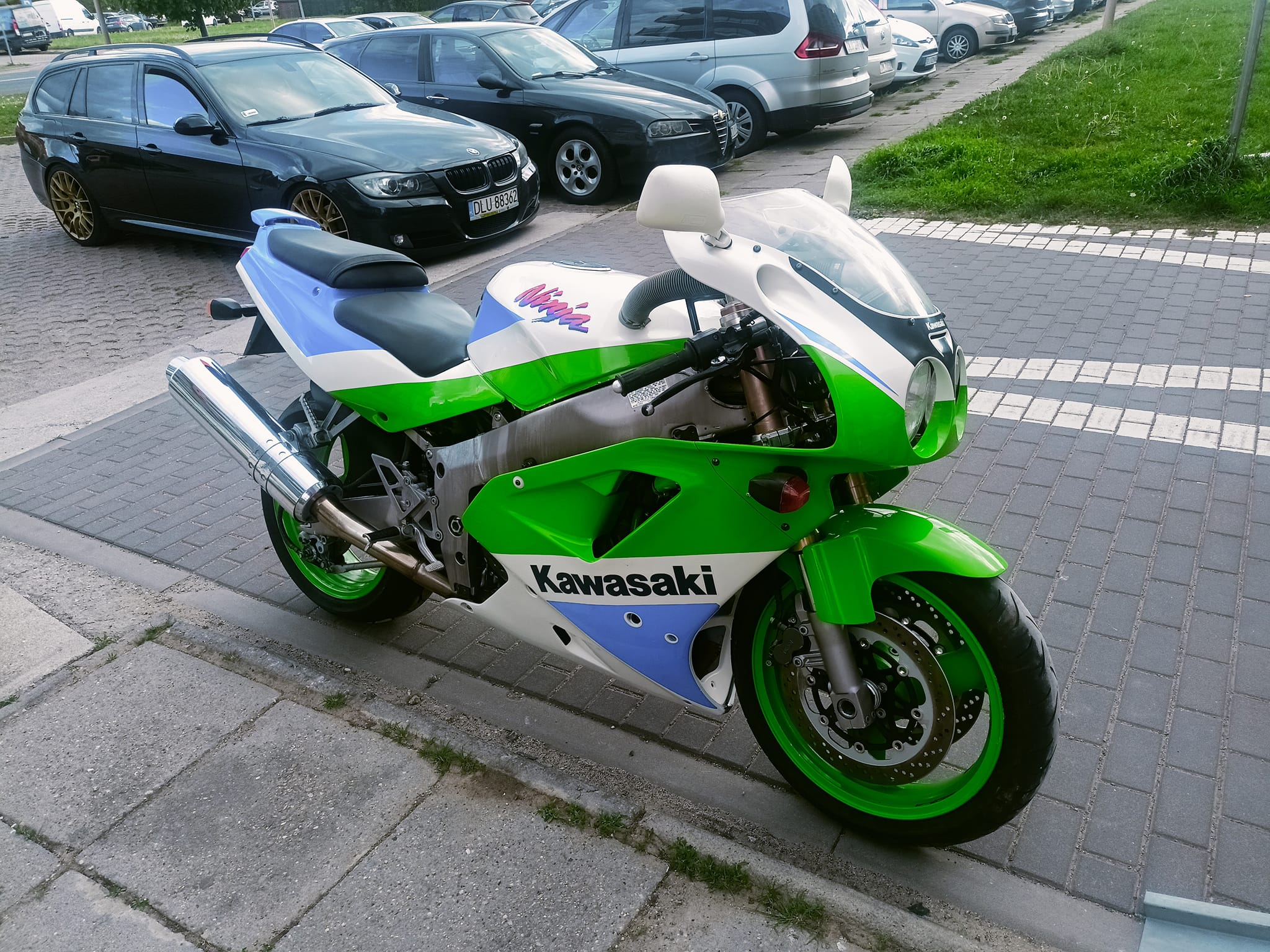 るい Start your week with Kawasaki motorcycles in Harare