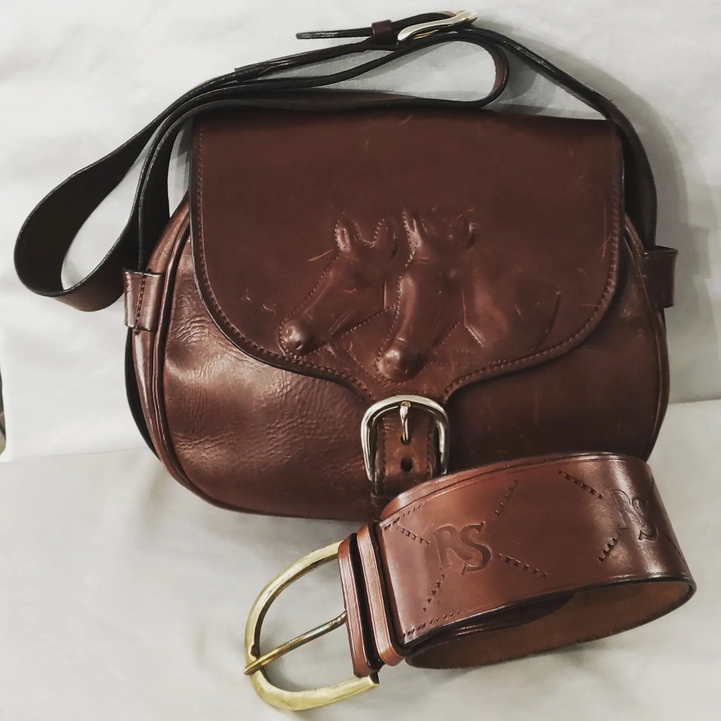 レディース 【新品】italia RITZ SADDLER ショルダーバッグ