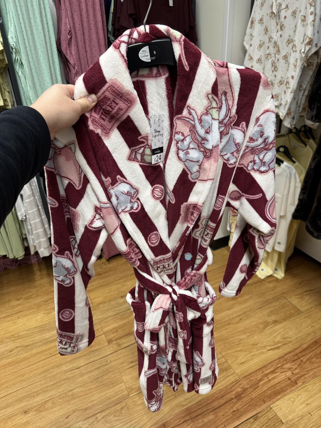 dumbo dressing gown ladies Disney fans, ASDA has just added this all NEW Gown! 😍 Spotted in store alongside other Disney nightwear, features such as cute design! VDBRC@49889951187187@V49889951187187