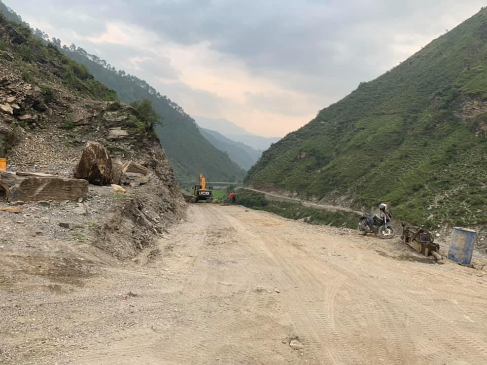 सेती राजमार्ग चैनपुर ताक्लाकोट सडक योजना