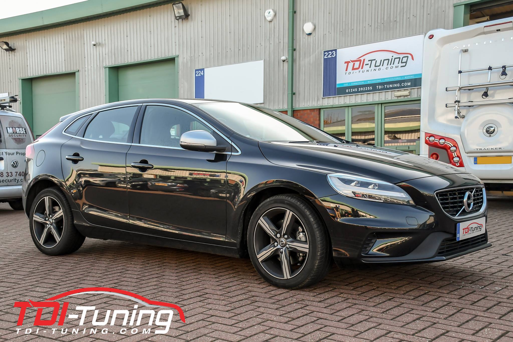 Suitable for 2015-2020 VOLVO V40 T3 T4 T5 D4 Features: * Enlarged 