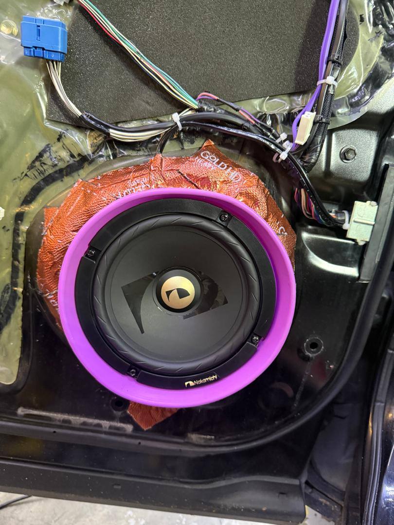 Class - Used Audison millennium Power 5 . 5 channel ampifire