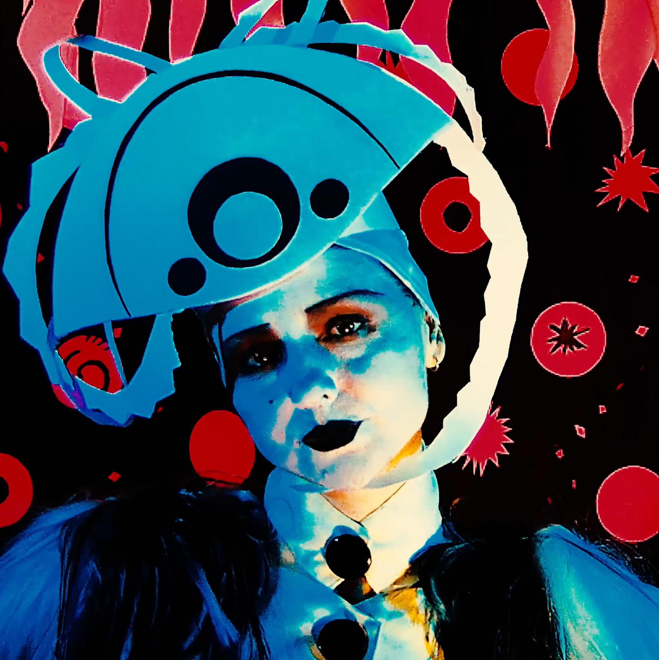 LA Synth-Pop Surrealist Geneva Jacuzzi Stages a Cosmic Cabaret in