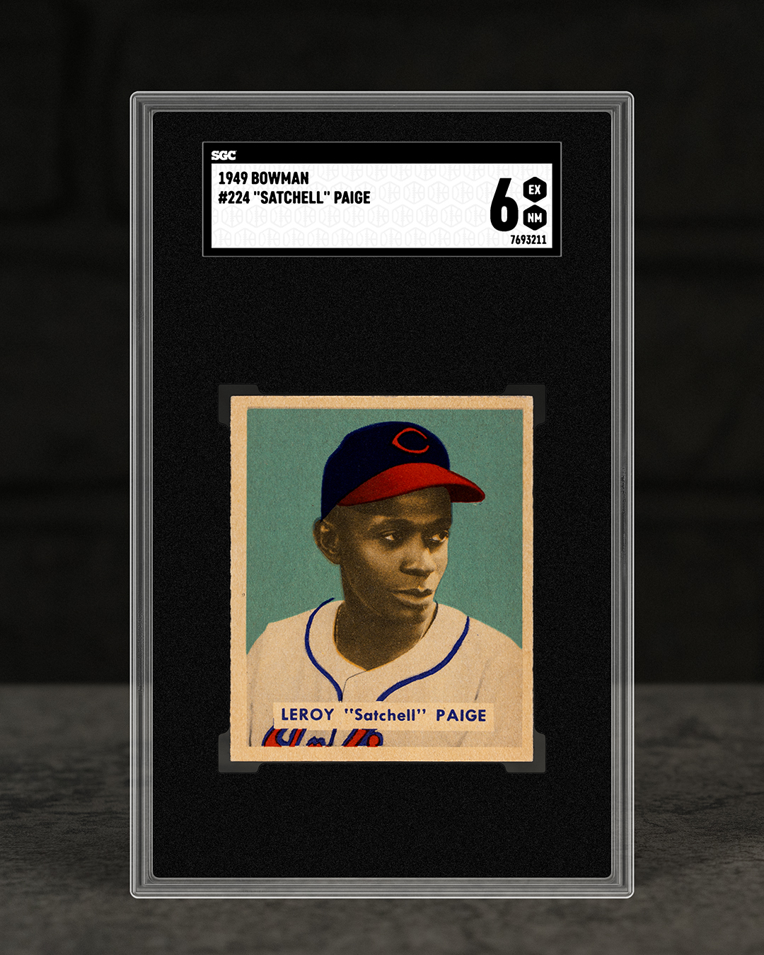 SGC - An on-card auto of Bill Russell captures the greatness of an