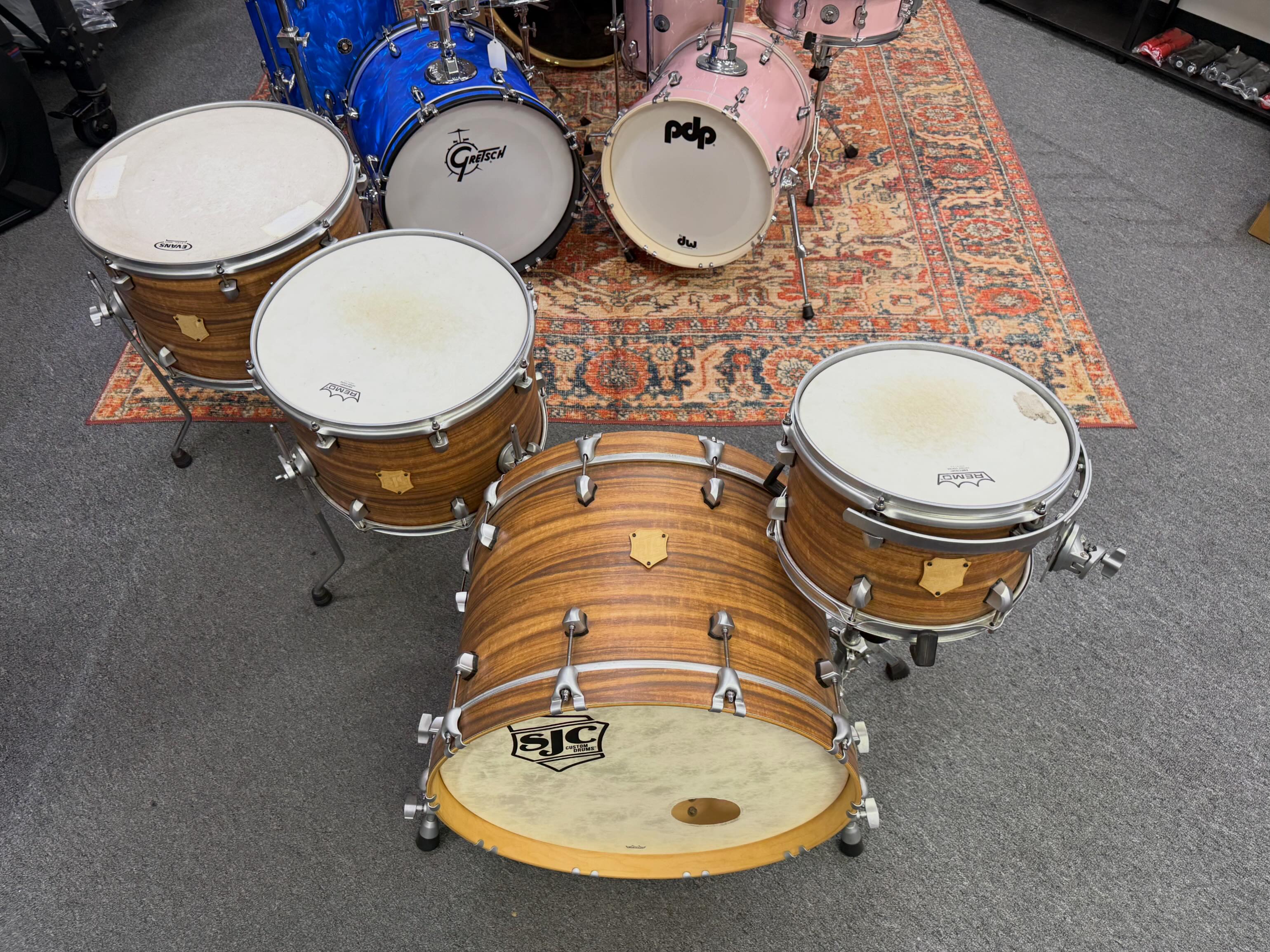 $1395 SJC Custom 4pc Wood grain wrap custom drum set. Used great 