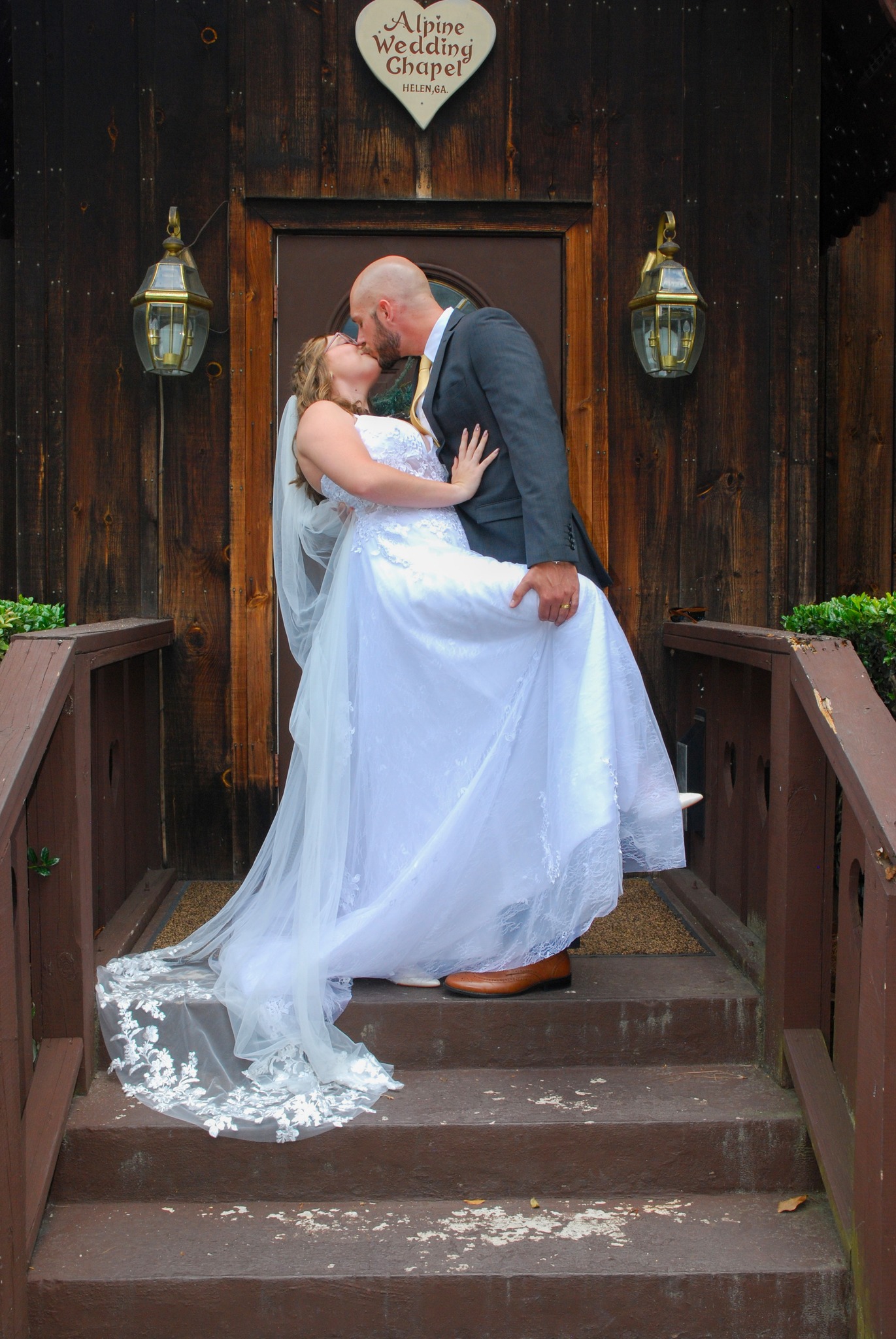Alpine Wedding Chapel | Helen GA