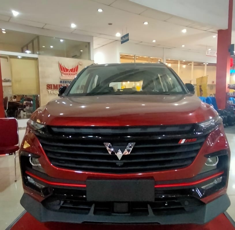 Wuling formo 8 seat minibus cocok buat keluarga cc 1200.. | Wuling ...