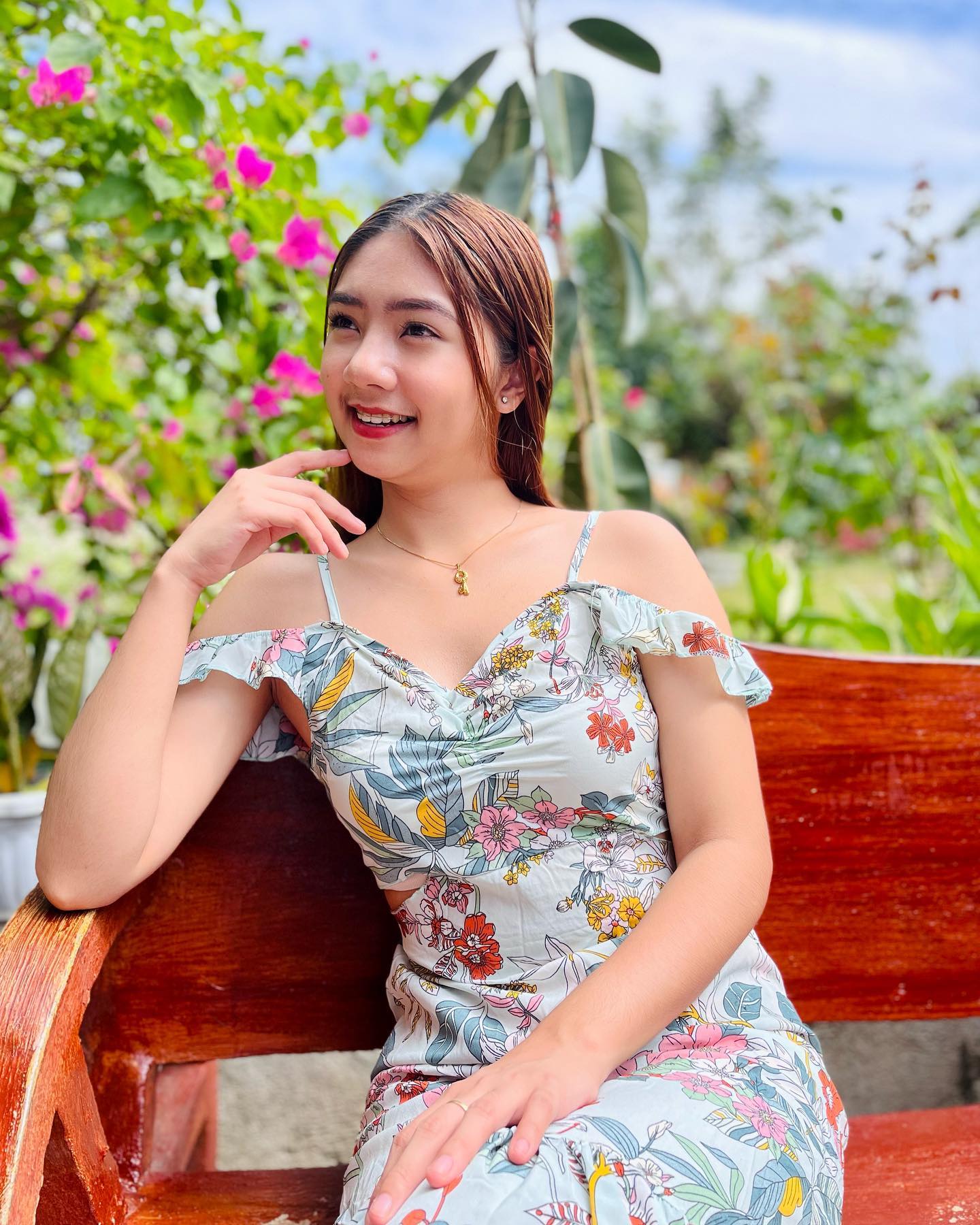 Queenay Mercado - Queenay Mercado updated their cover photo.
