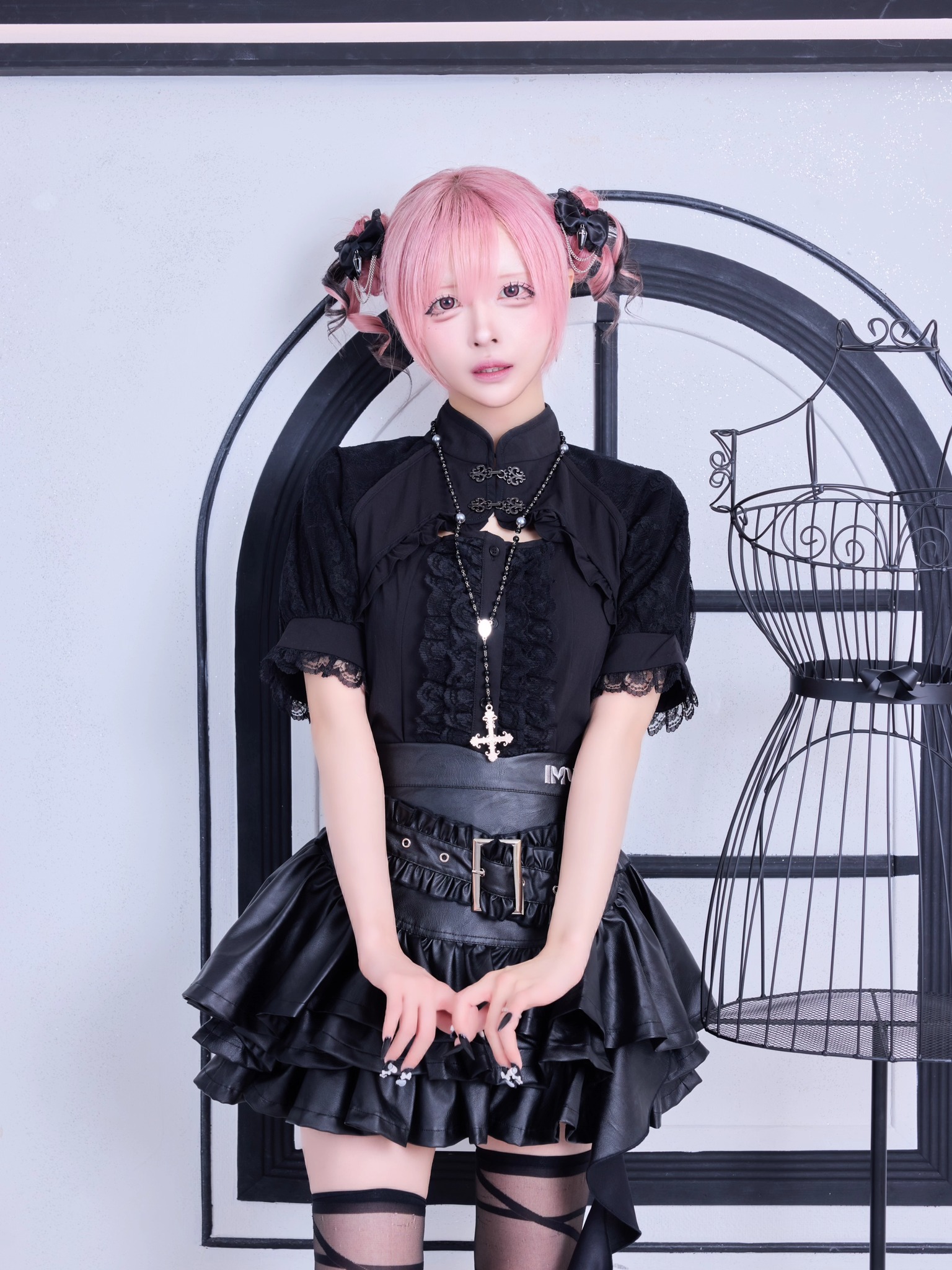 IMVAL / Mandarin Collar Frill Blouse - BLK IMV068-BLK ￥7,920 凛と 