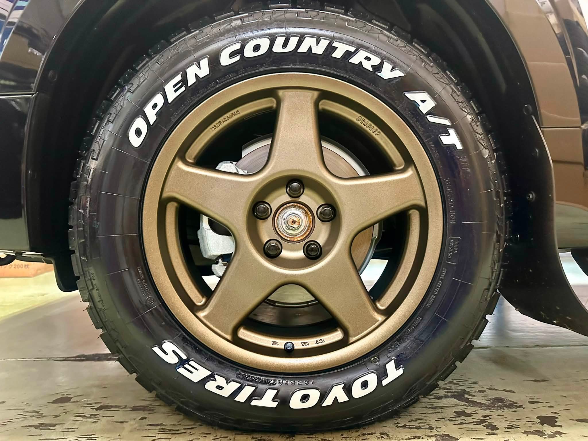 M様デリカD5 ホイール 4×4エンジニアリング ブラッドレイV サイズ F/R