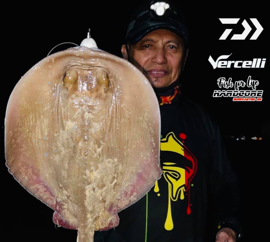 Hardcore Sports Angling Singapore - | Surfcast with Daiwa + Vercelli ...