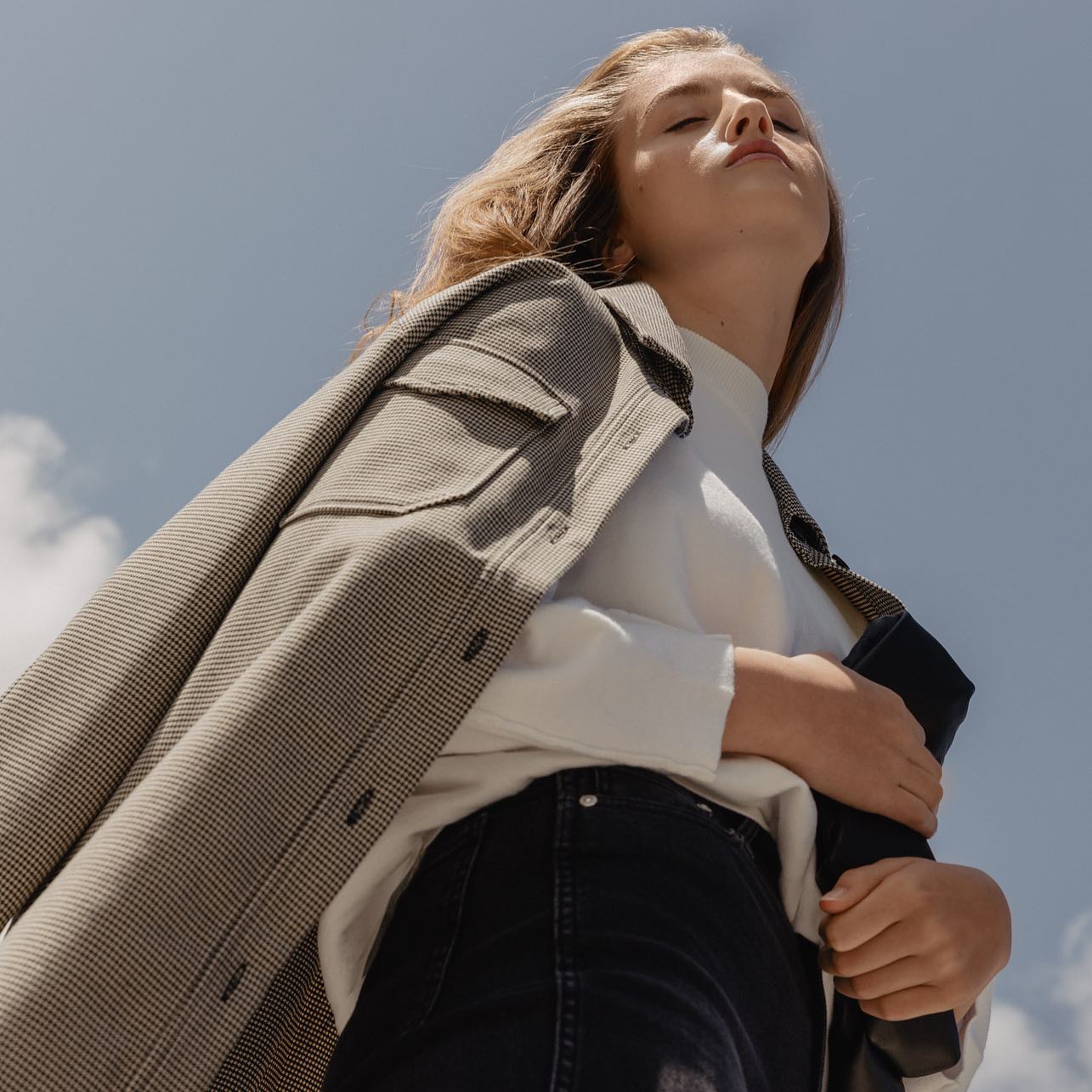 UP/DATE - UP/DATE Studio… Casual autumn staples 1. Shacket - Mix aus ...