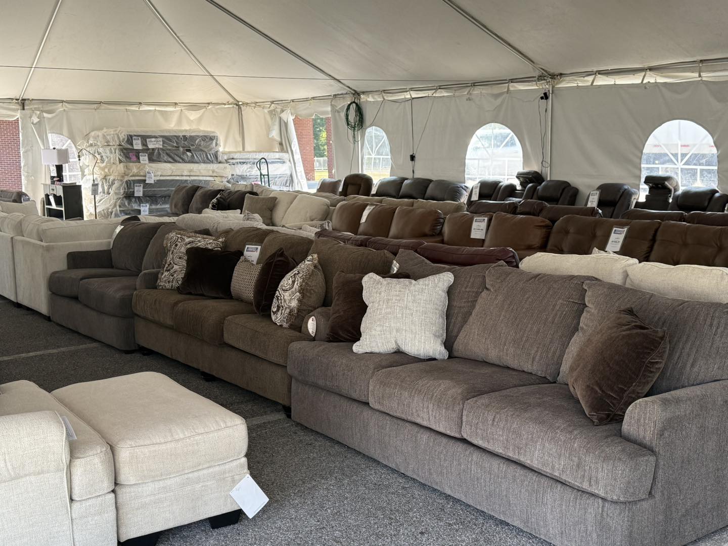 🚨🎪 PHILADELPHIA — THE BIGGEST LABOR DAY SAVINGS ARE HAPPENING