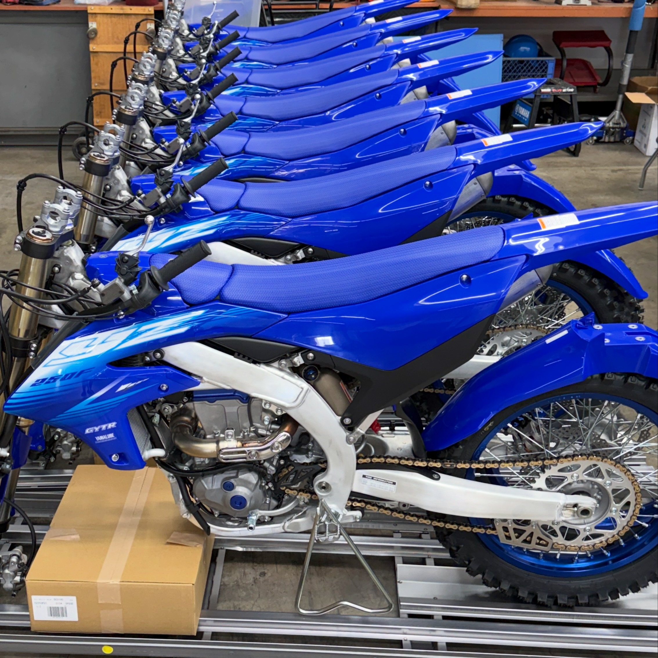 Blue? @yamahamotorusa has some freshies 🤤 💙 2027 has big updates