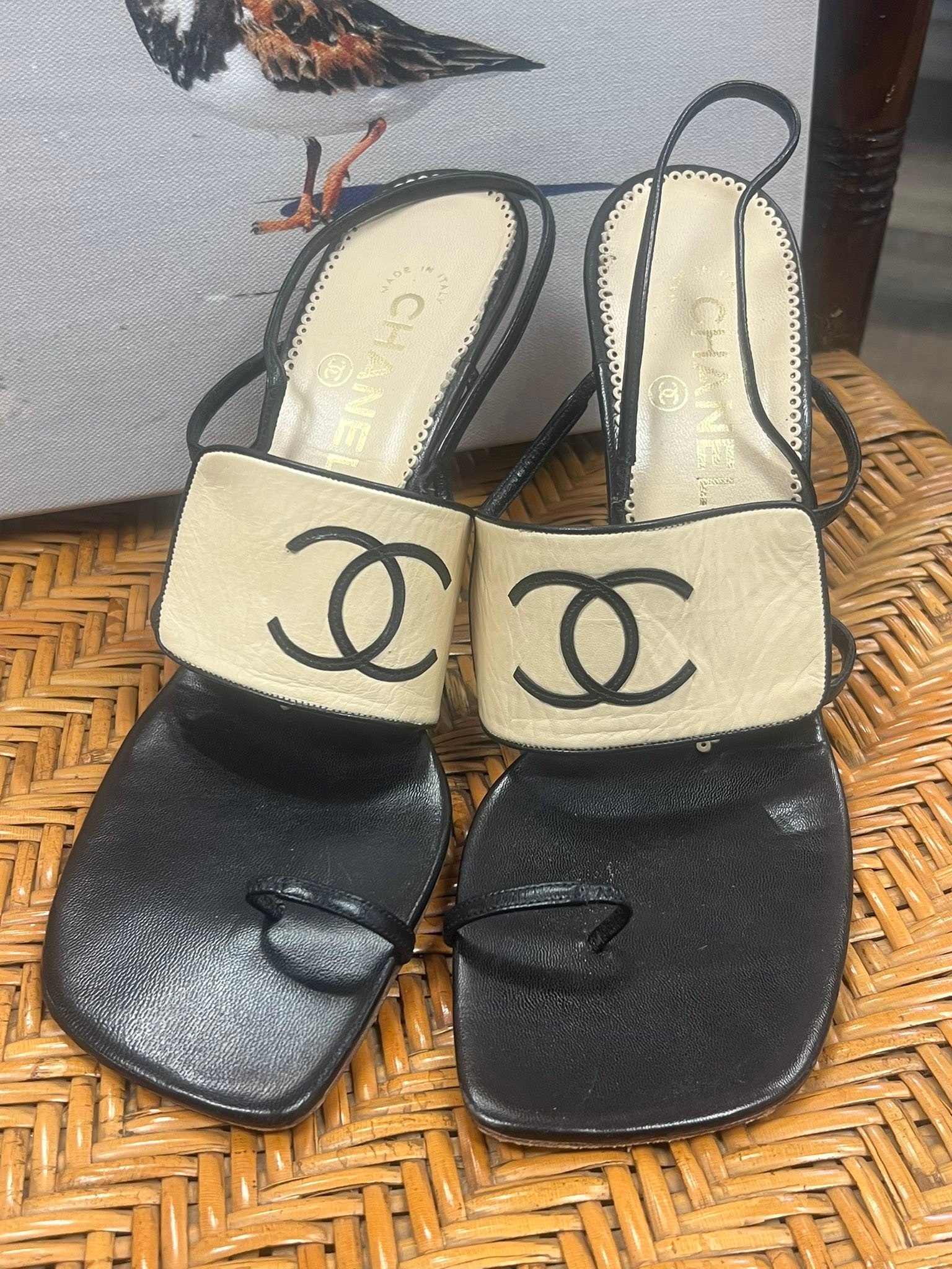 ReMix - European size 40 (US 9-9.5) Chanel black and ivory toe 