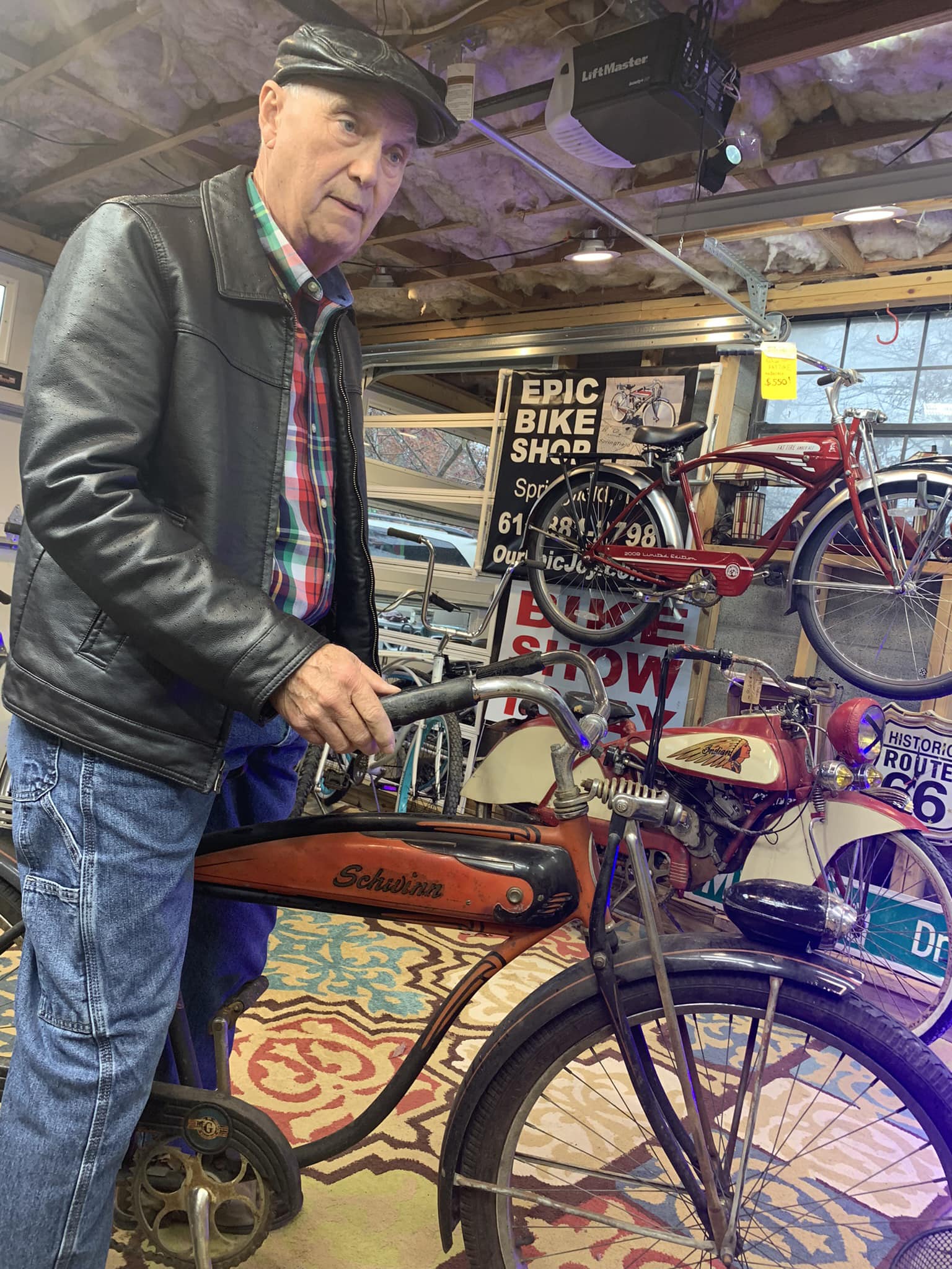 1949 schwinn bicycle for sale Hollywood Bike vintage spring lock fork Arnold Dr  Pocatello Market My dad's 1949 Schwinn DB97XE.