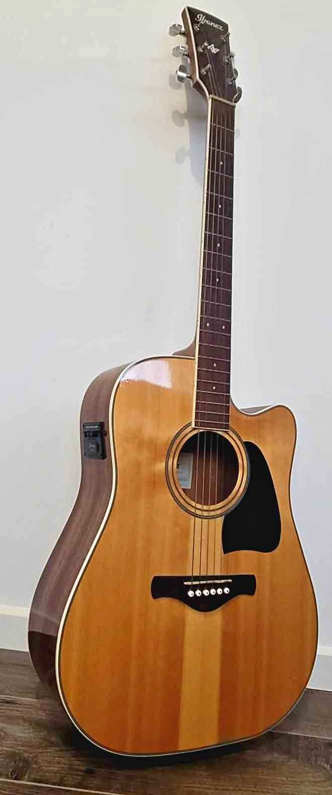 Acoustic Guitars for sale in Melbourne, Victoria, Australia | Facebook ...