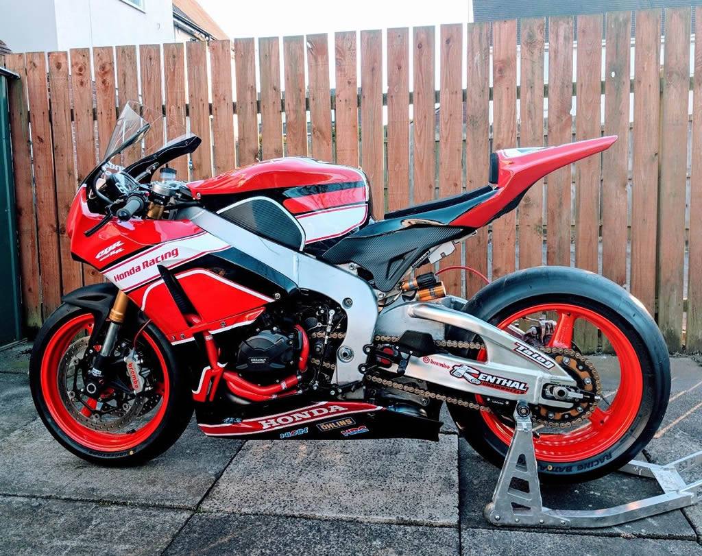 Honda CBR1000RR track bike. Ohlins TTX, Arata Ti system, HRC loom