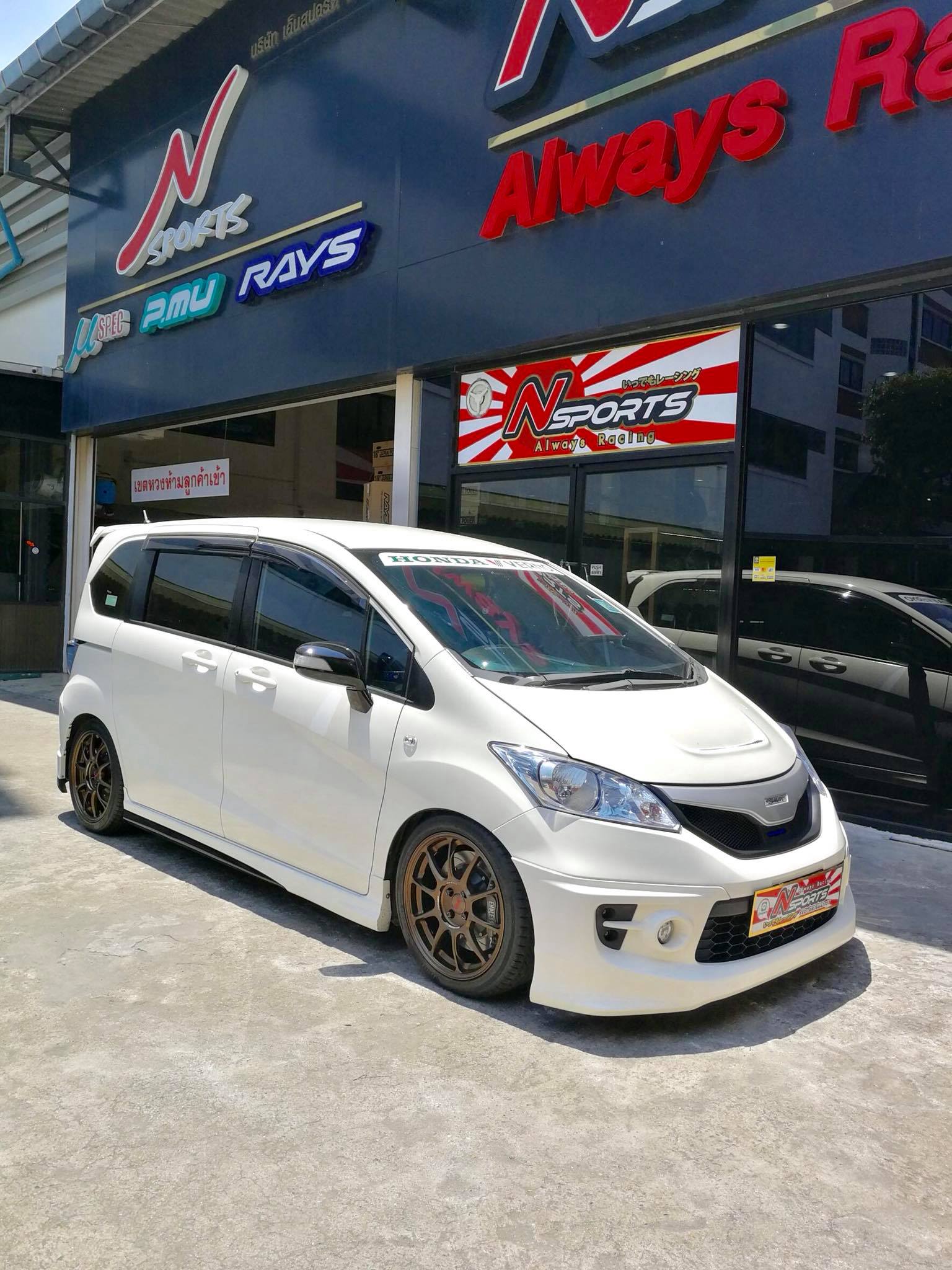 รีวิว Honda Freed + ล้อ Rays Ze40... - Nsports Always Racing | Facebook