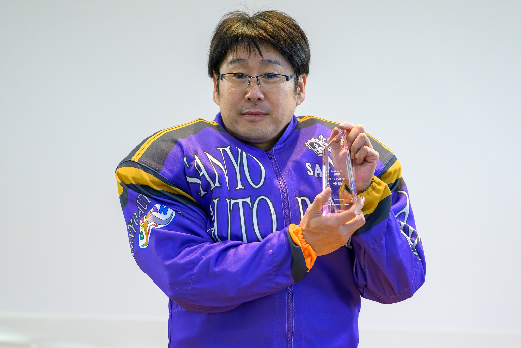 山陽オートレース場 Official - 佐々木啓選手 1着インタビュー | Facebook