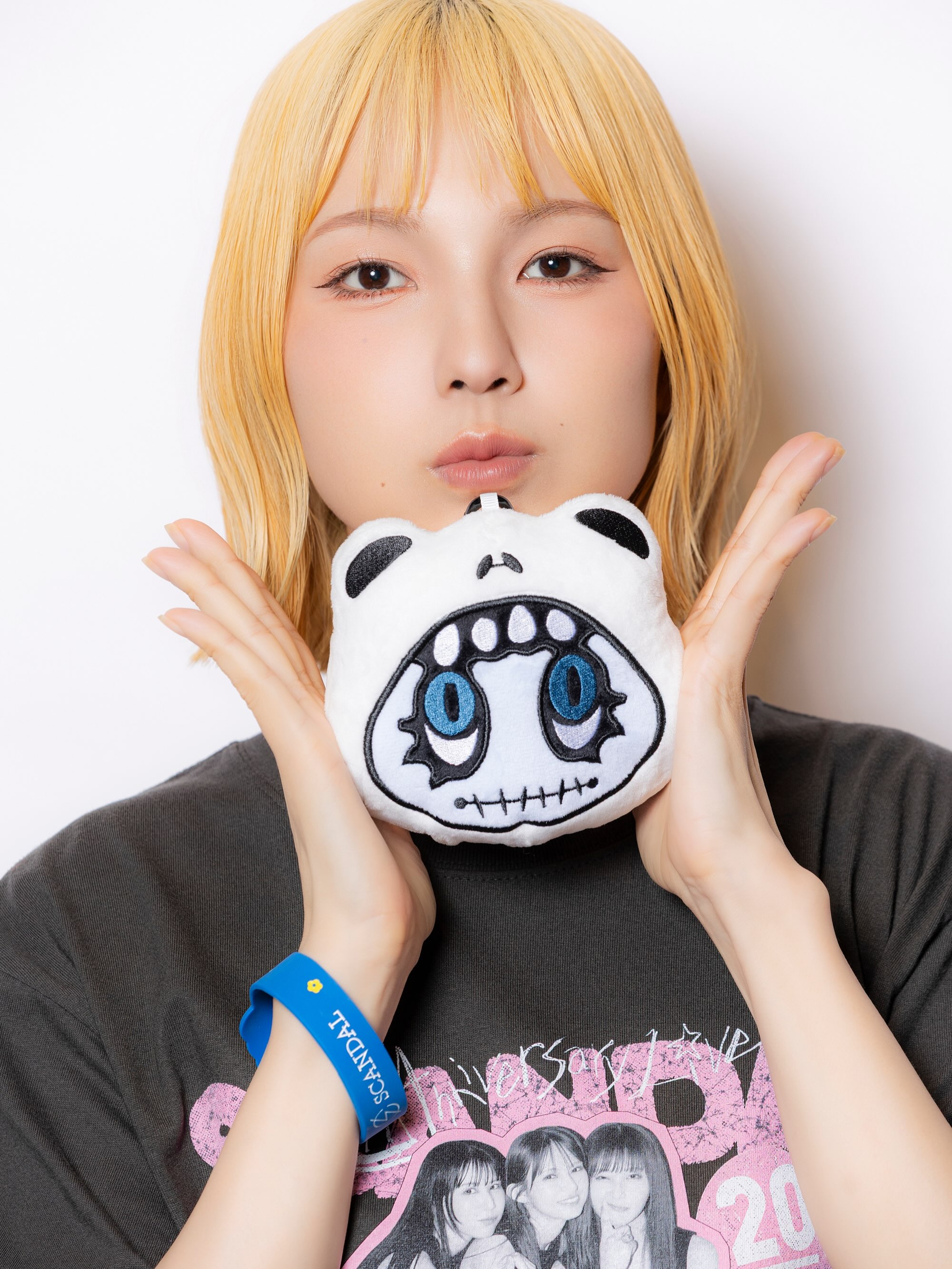 SCANDAL (スキャンダル） added a new photo. - SCANDAL (スキャンダル）