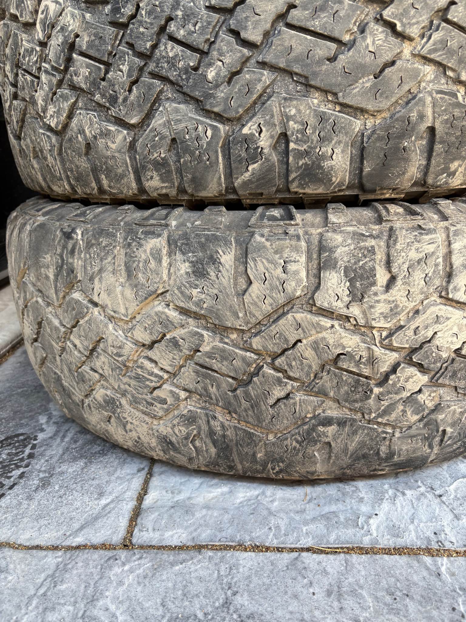Pneu wrangler LT 275 65 R18 - Car Wheels, Tires & Parts - Lévis, Quebec ...
