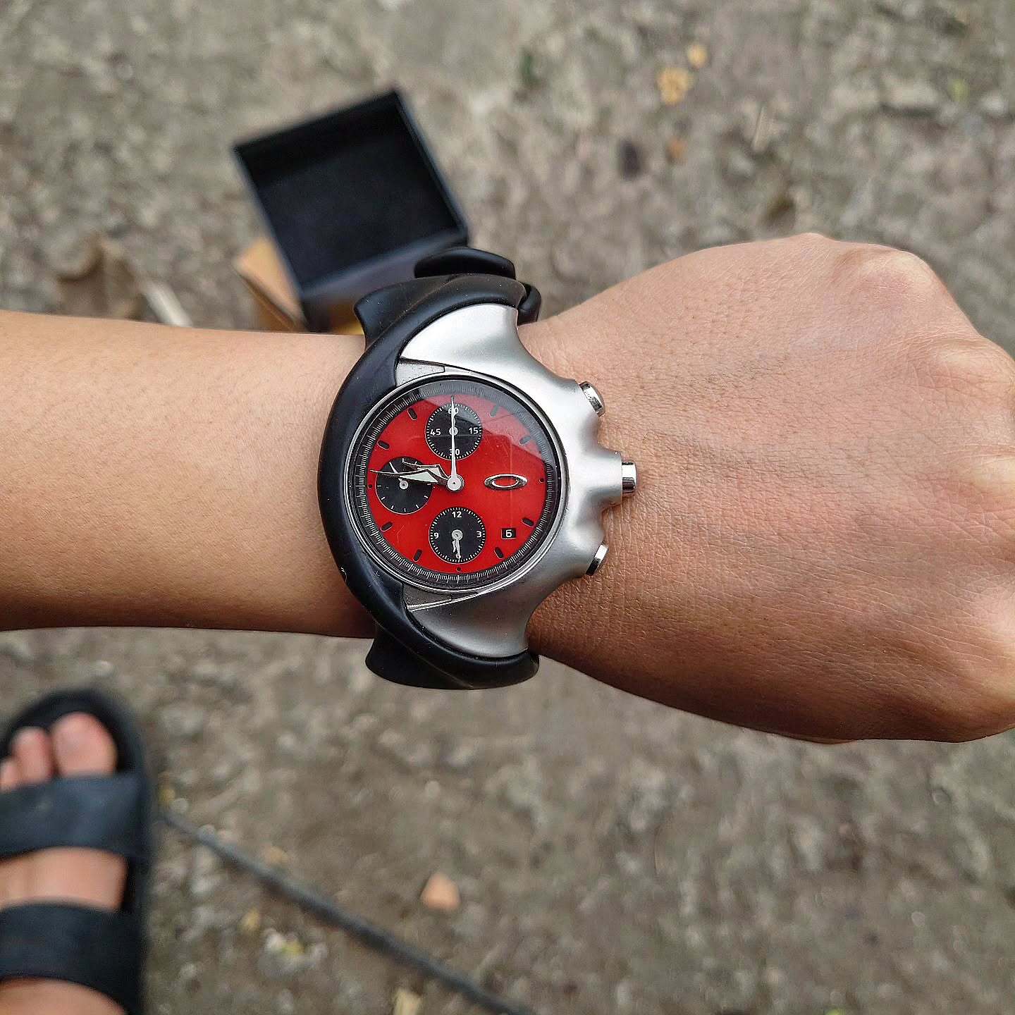 Vintage oakley detonator chronograph watch