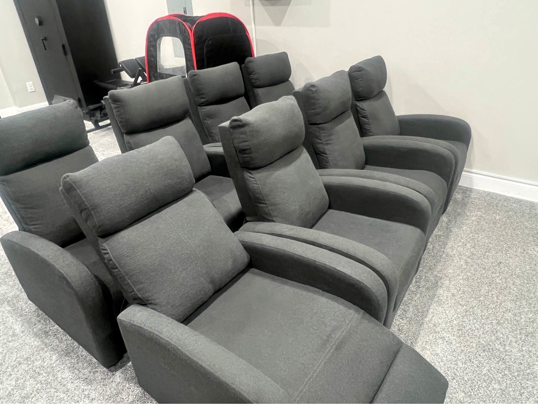 8 Movie theater recliner chairs - Sofas, Loveseats & Sectionals