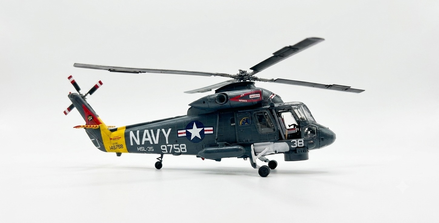 【PSA10】整備士 マイナン BW4 027/069 飛行機 Detail & Scale - Detail & Scale added a new photo.