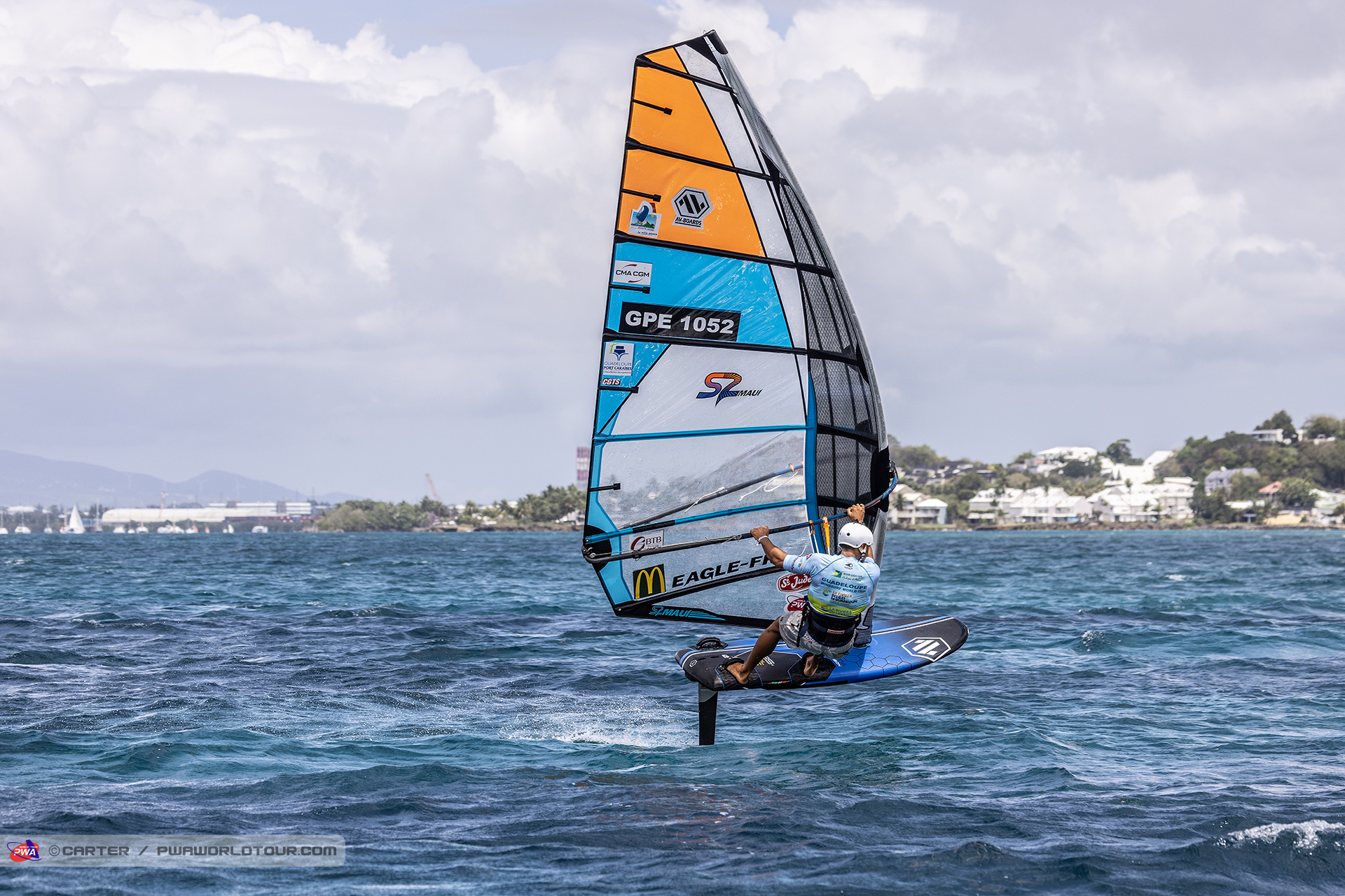 Blue。オークル2個 S2Maui Race Team producing solid results at PWA World Tour
