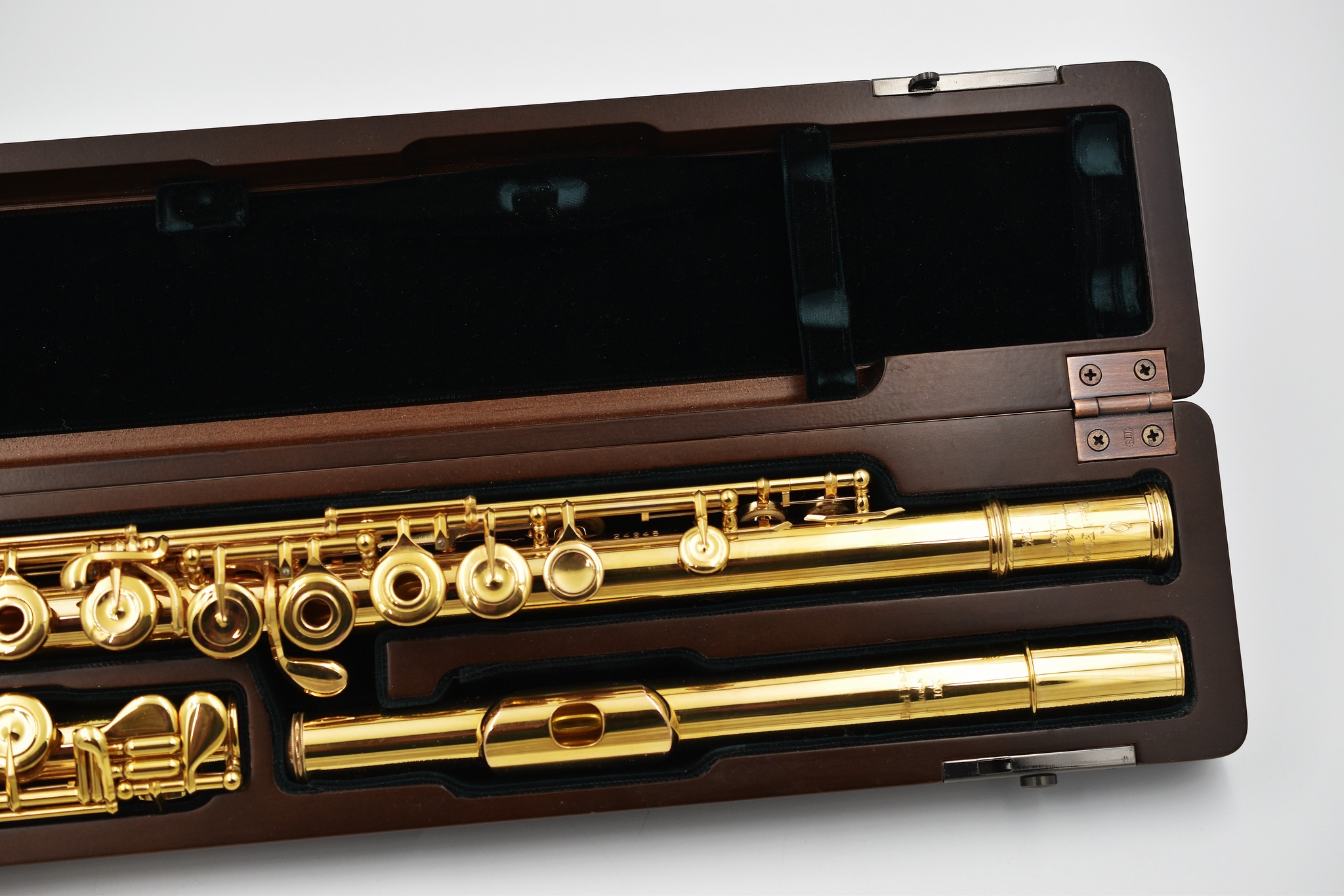 Boosey & Hawkes Emperor flute for sale complete with hard case
