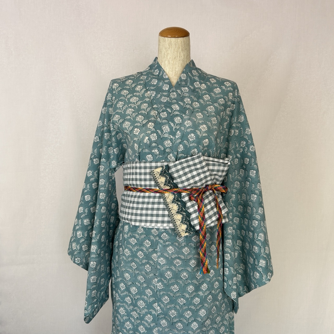 HitoMi 大人浴衣 ブロックプリント グレー インド綿 夏着物 ミミズクヤ HitoMi - 【インド綿の浴衣と小物展 in 京都 2025】 夏が一歩一歩