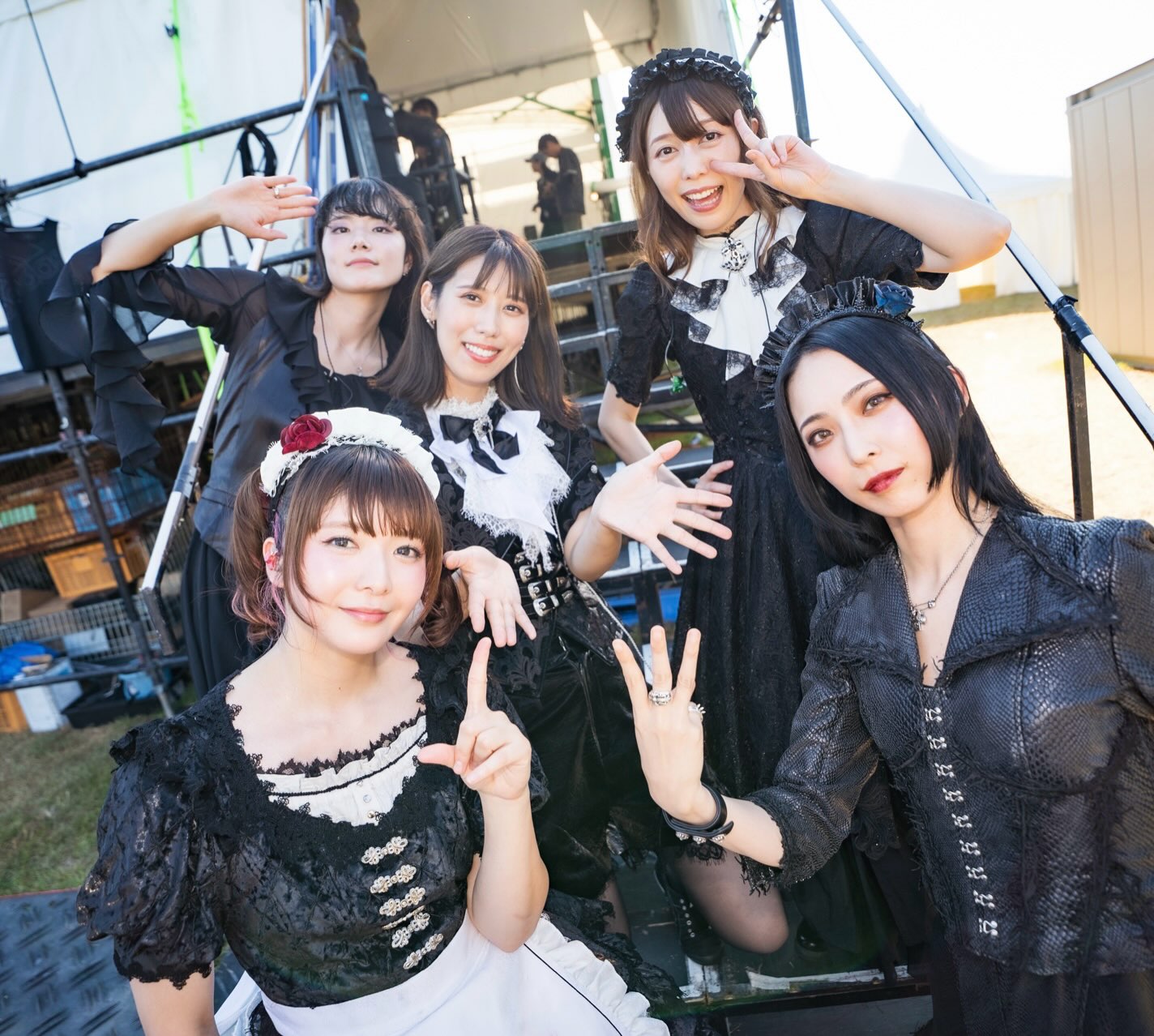BAND-MAID (@bandmaid) • Facebook